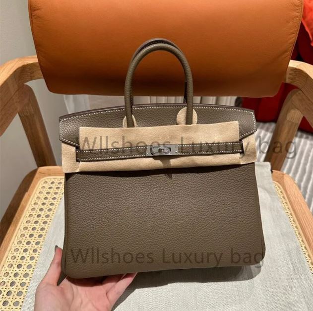 Handcrafted Luxury Woman's Bag ID001158