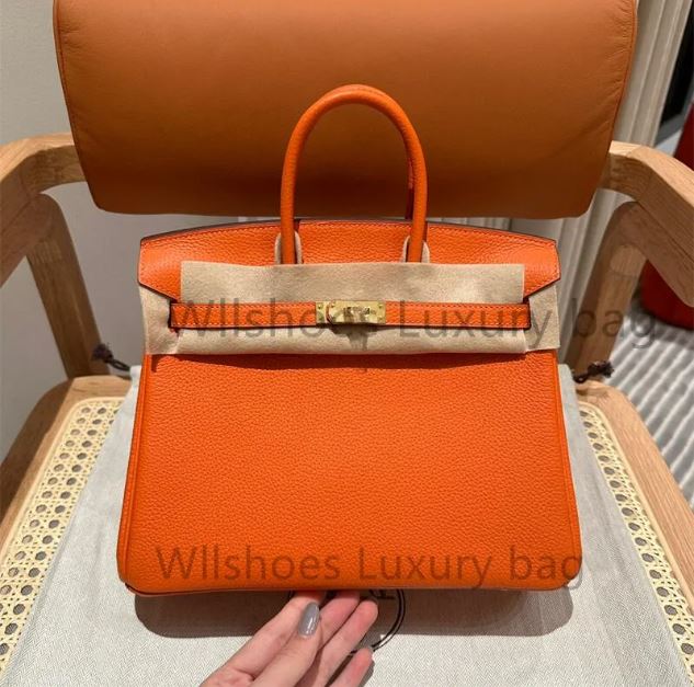 Handcrafted Luxury Woman's Bag ID001158