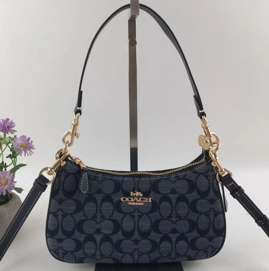 COACH Teri Shoulder Bag In Sinature Canvas