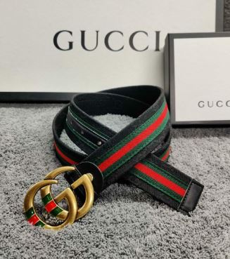 Gucci Men's Belt With Gold Buckle