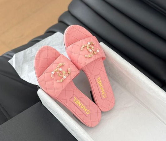 CHANEL CC Logo Quilted Leather Flat Slides